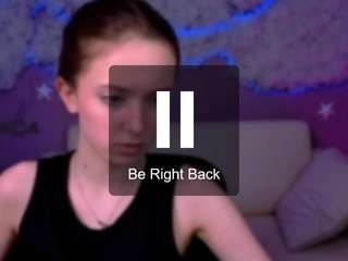 chloe-ley1