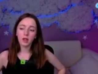 chloe-ley1