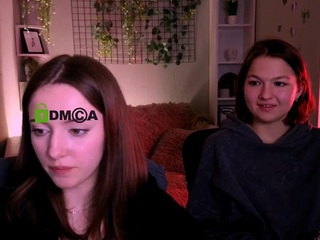 le modèle chloe-ley1 est en webcam porno dans un show sur le site camsoda, il possède les tags suivants: doggy style,erotic dance,flashing,no smoking,striptease,teen 18,young adult,brown hair,hd,petite