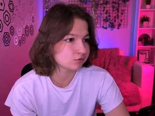 chloe-ley1