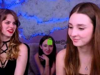 chloe-ley1