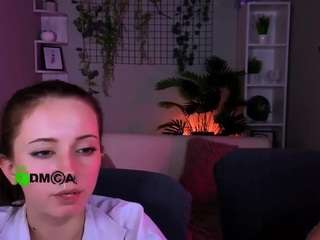 chloe-ley1