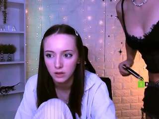 chloe-ley1