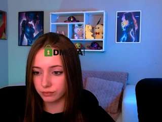chloe-ley1