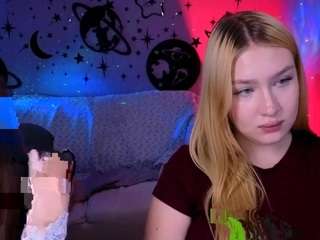 chloe-ley1