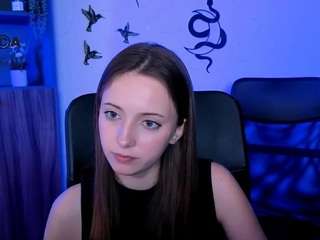 chloe-ley1