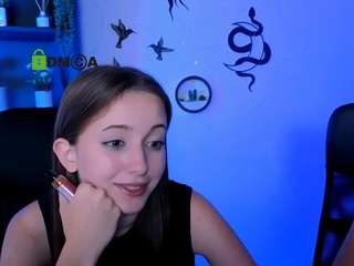 chloe-ley1