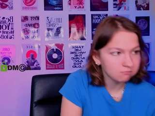 chloe-ley1
