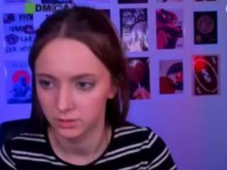 chloe-ley1