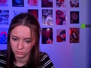 chloe-ley1