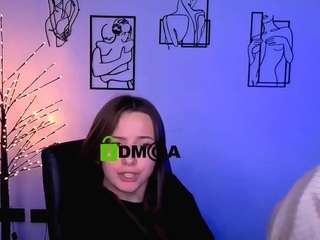 chloe-ley1 live cam on CamSoda