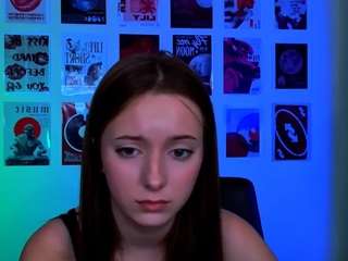 chloe-ley1