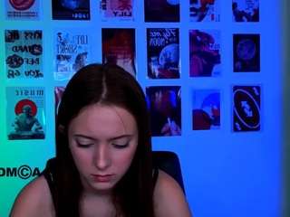chloe-ley1 live webcam show