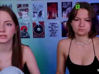 chloe-ley1