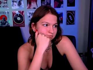 chloe-ley1 live webcam show