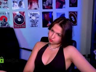 chloe-ley1 live webcam show