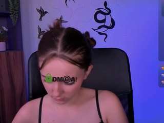 chloe-ley1