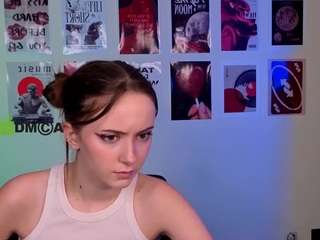 chloe-ley1