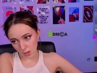 chloe-ley1