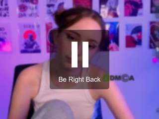 chloe-ley1