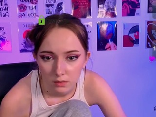chloe-ley1