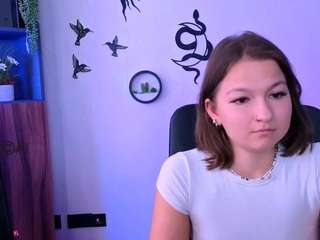 chloe-ley1