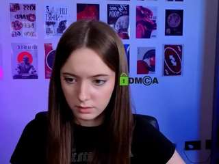 chloe-ley1