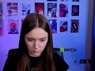 chloe-ley1