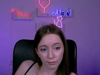 chloe-ley1