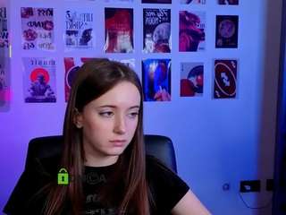 chloe-ley1