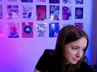 chloe-ley1