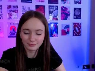 chloe-ley1