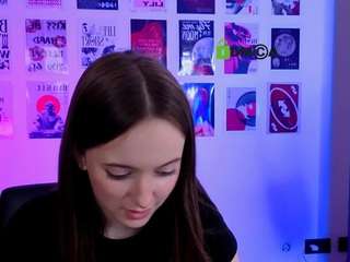 chloe-ley1