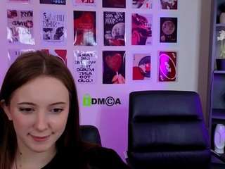 chloe-ley1