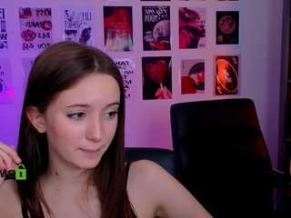 chloe-ley1