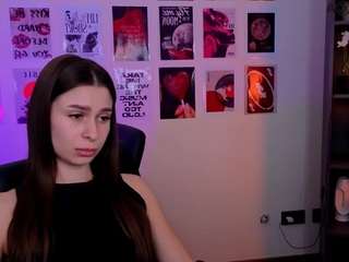 chloe-ley1