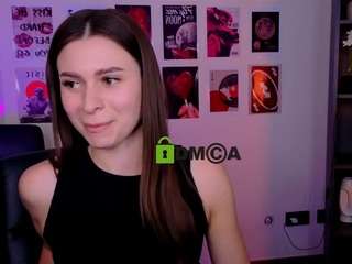 chloe-ley1