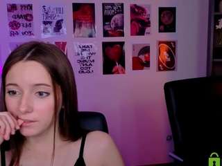 chloe-ley1
