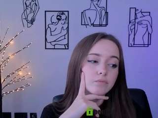 chloe-ley1