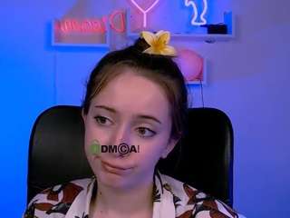chloe-ley1