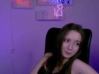 chloe-ley1