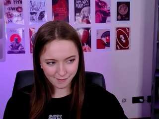 chloe-ley1