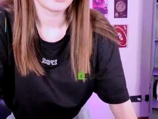 chloe-ley1