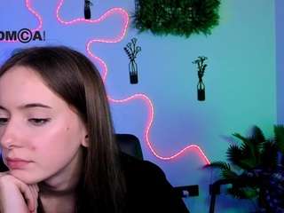chloe-ley1