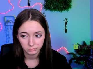 chloe-ley1
