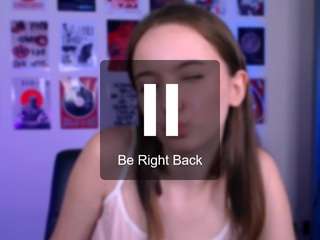 chloe-ley1
