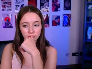 chloe-ley1