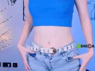 chloe-ley1