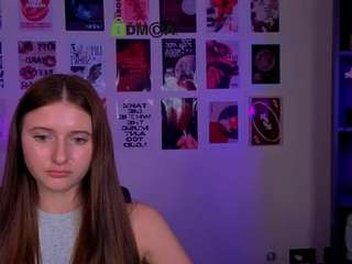 chloe-ley1