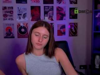 chloe-ley1